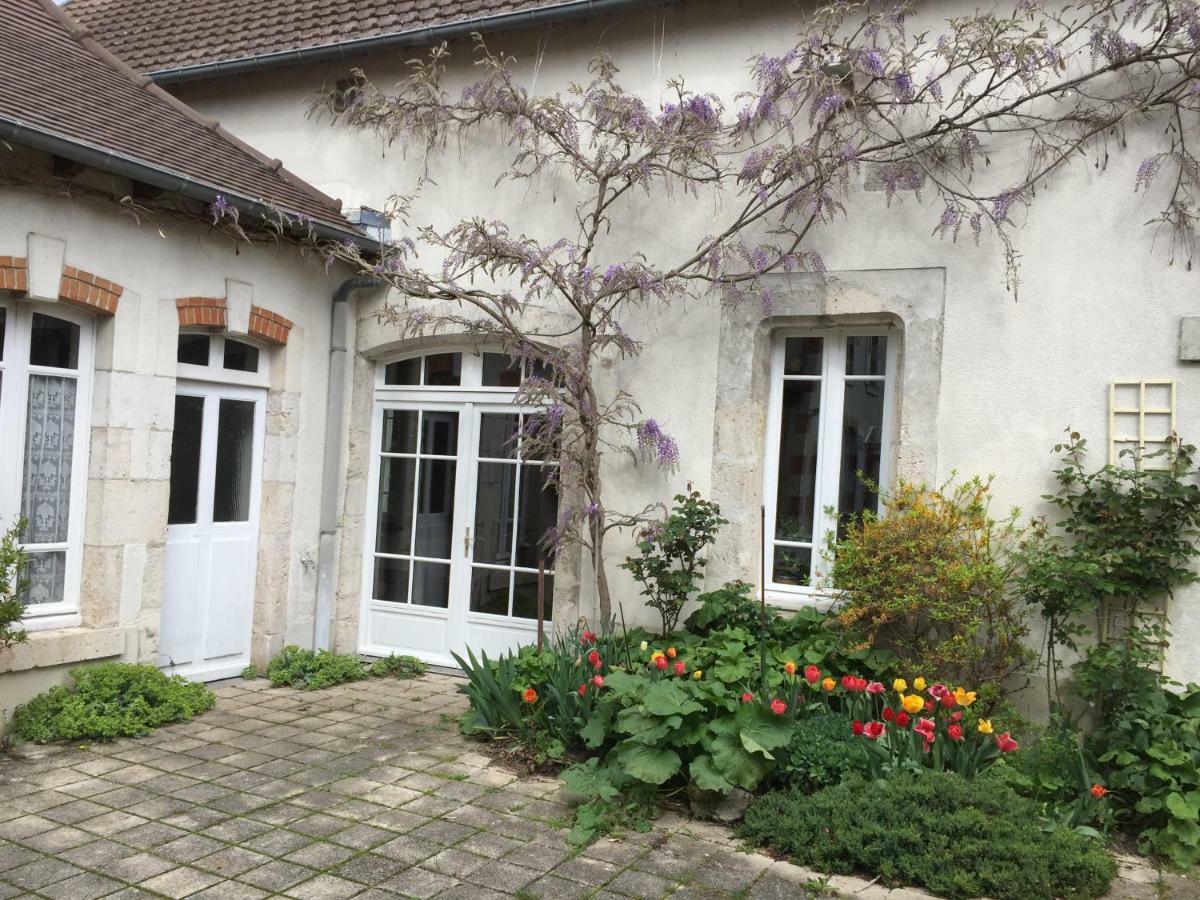 Le Clos Tilia Acomodação com café da manhã Cléry-Saint-André Exterior foto